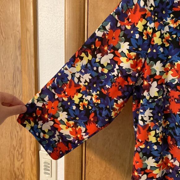 Rare Find! Lovely colorful Lucie Lu lined 3/4 sleeve midi dress - Picture 4 of 6